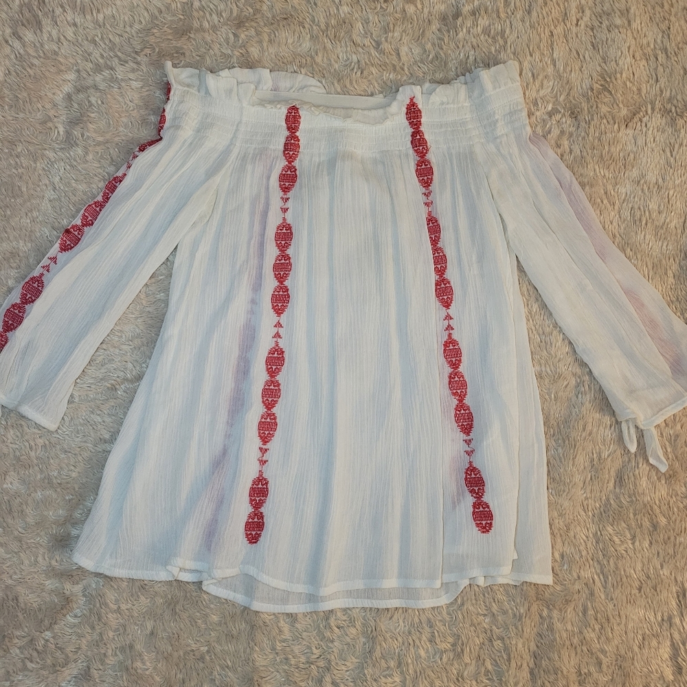 Off the Shoulder Boho Top; Size S
